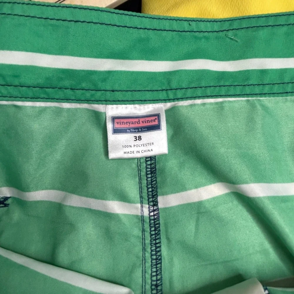 Vineyard Vines‎ Board Shorts Mens 38 Green Navy Striped Swim Trunks Preppy Beach